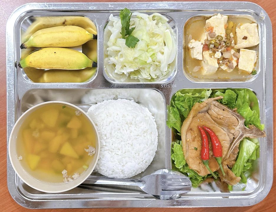 suất ăn công nghiệp tại kcn sóng thần